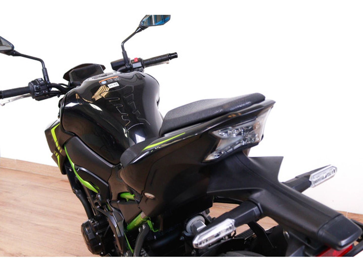 Kawasaki Z900 Negro Motorcycle