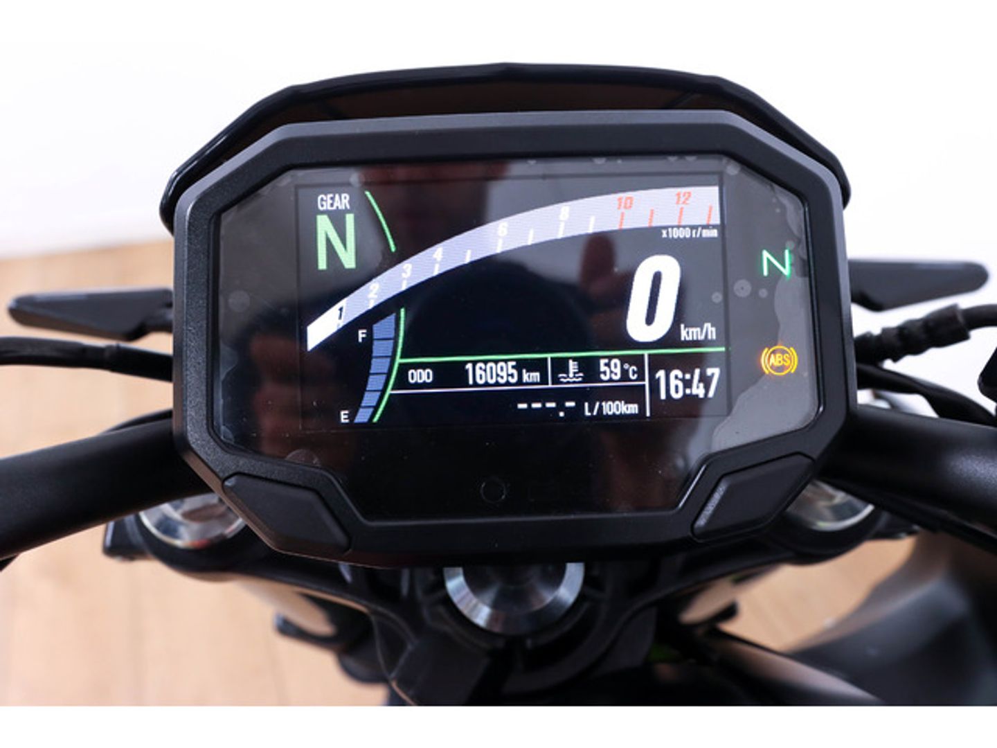Kawasaki Z650 Negro Motorcycle