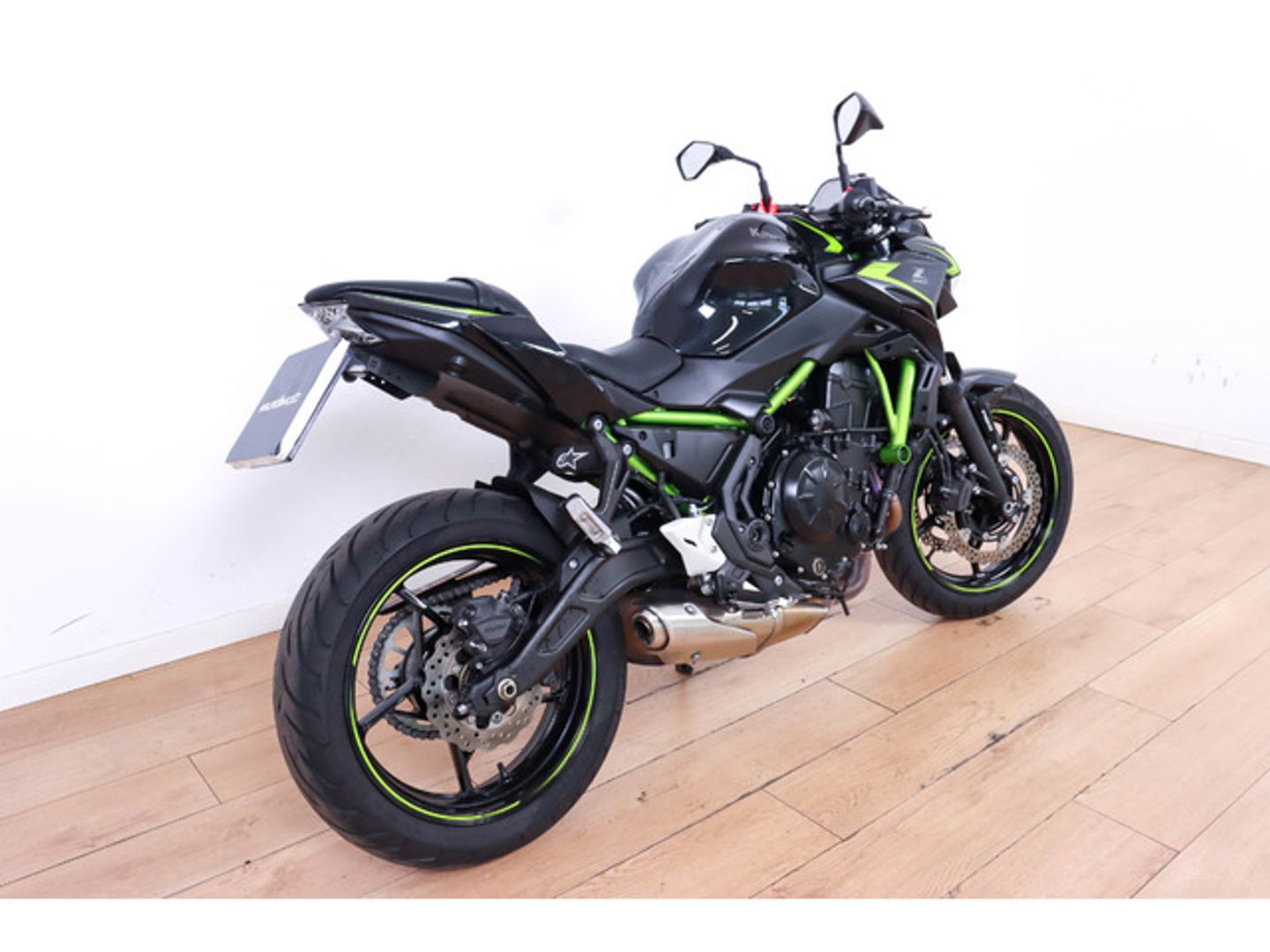 Kawasaki Z650 Negro Motorcycle