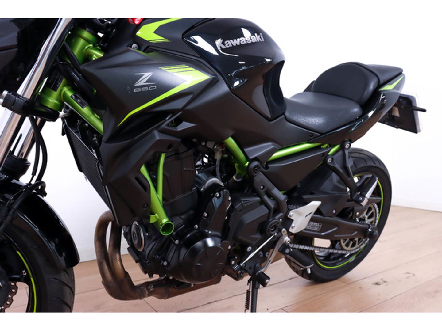 Kawasaki Z650 Negro Motorcycle