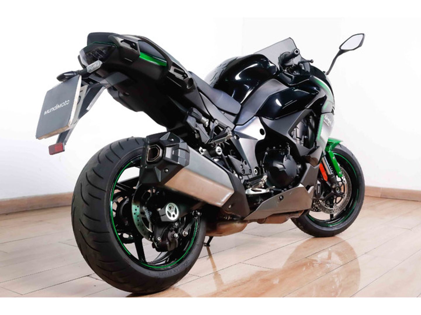 Kawasaki Ninja 1000SX Verde Motorcycle