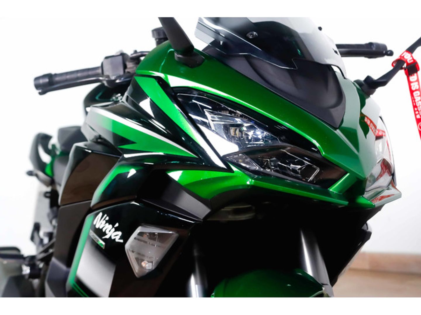 Kawasaki Ninja 1000SX Verde Motorcycle
