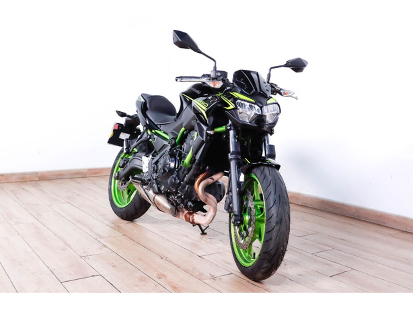 Kawasaki Z650 Negro Motorcycle