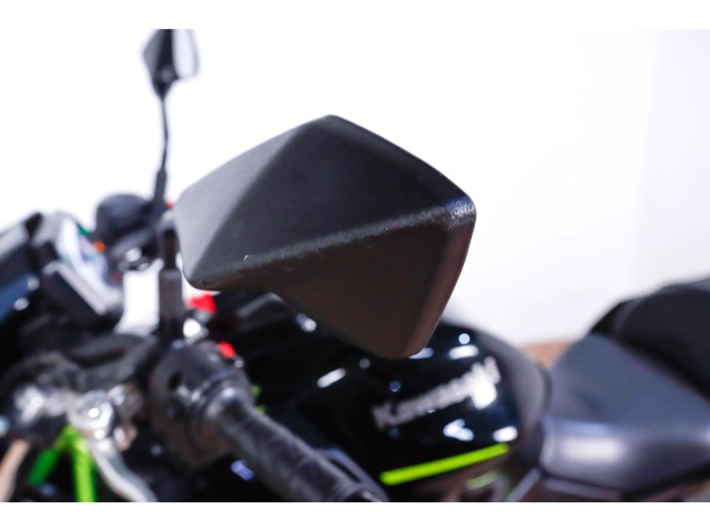 Kawasaki Z650 Negro Motorcycle