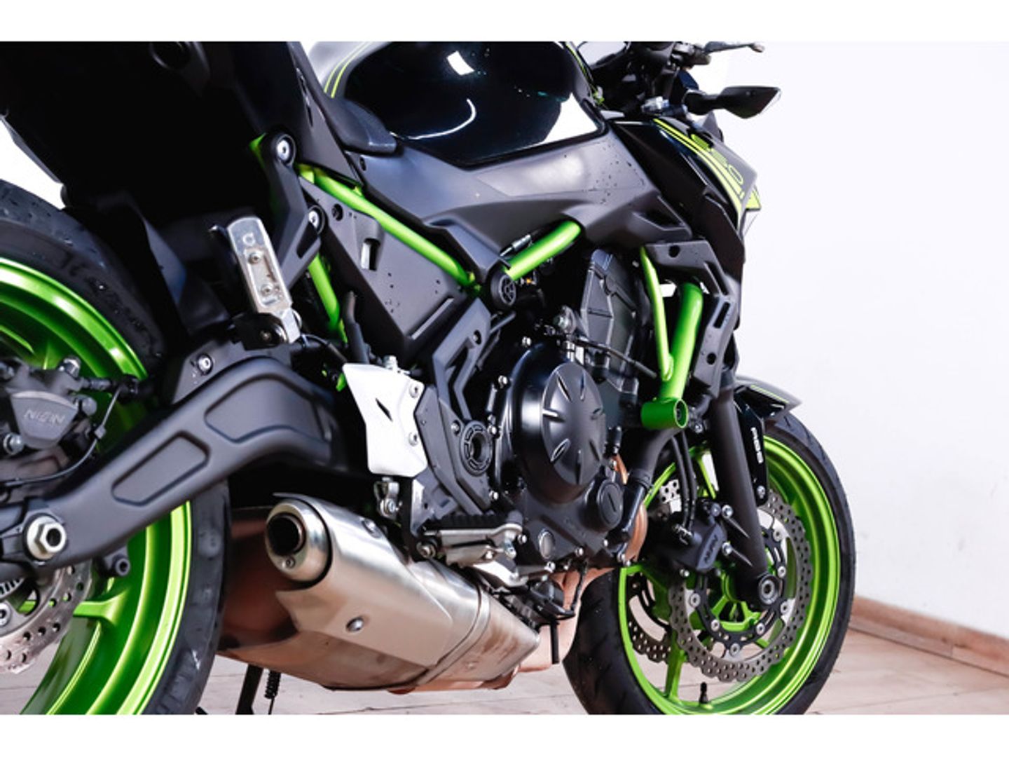 Kawasaki Z650 Negro Motorcycle