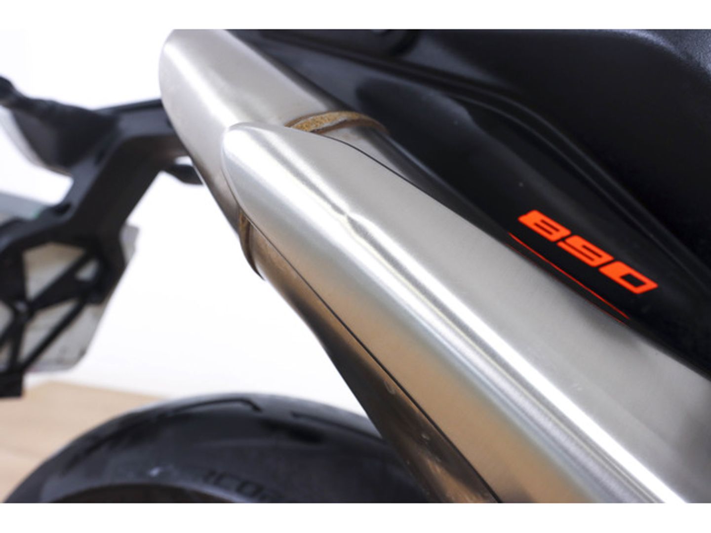 KTM Duke 890 GP Negro Motorcycle