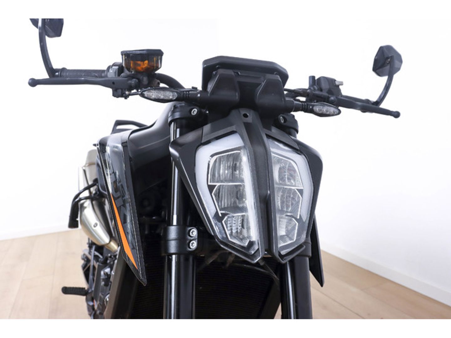 KTM Duke 890 GP Negro Motorcycle