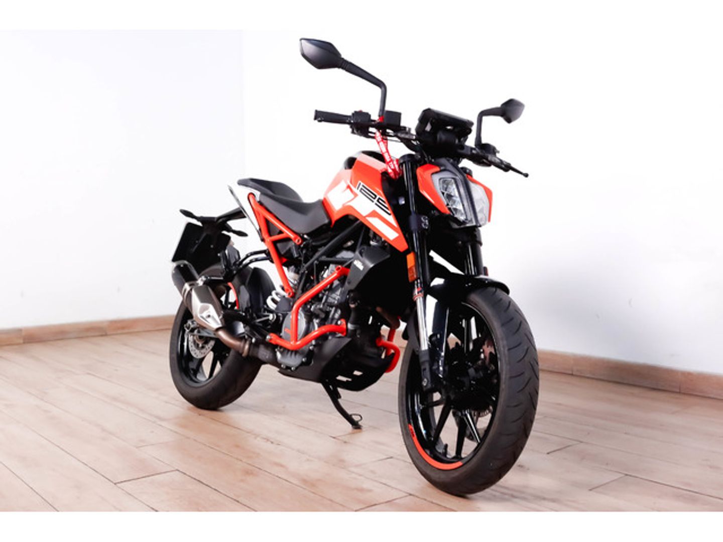 KTM Duke 125 Naranja Motorcycle