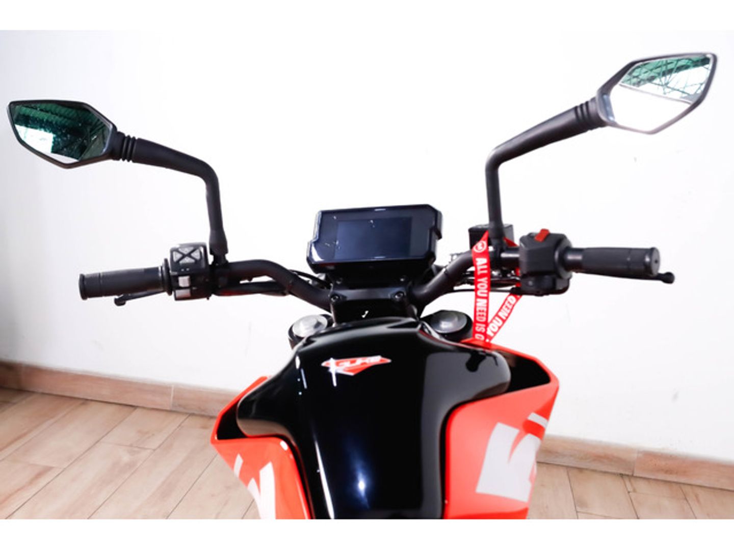 KTM Duke 125 Naranja Motorcycle