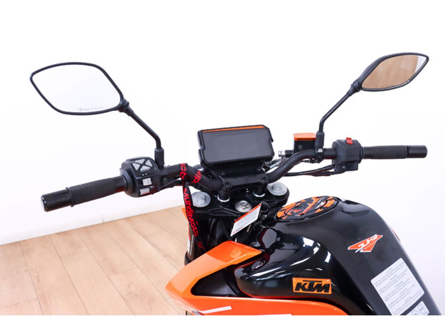 KTM Duke 125 Naranja Motorcycle