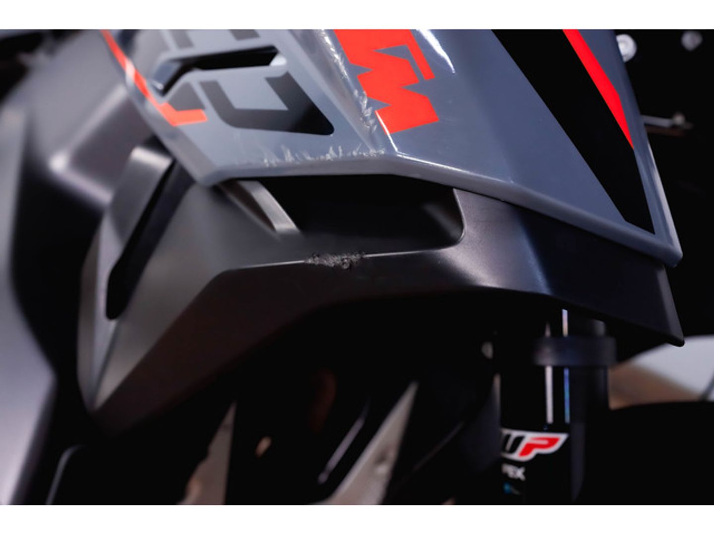 KTM 890 Adventure R Gris Motorcycle