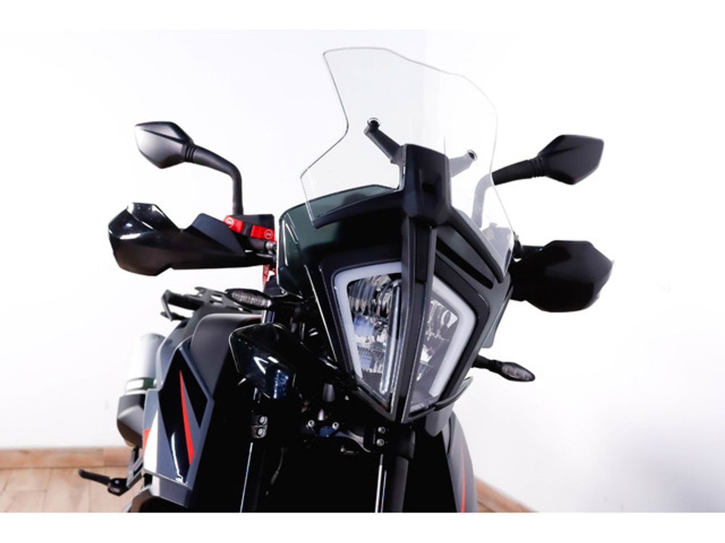 KTM 890 Adventure R Gris Motorcycle