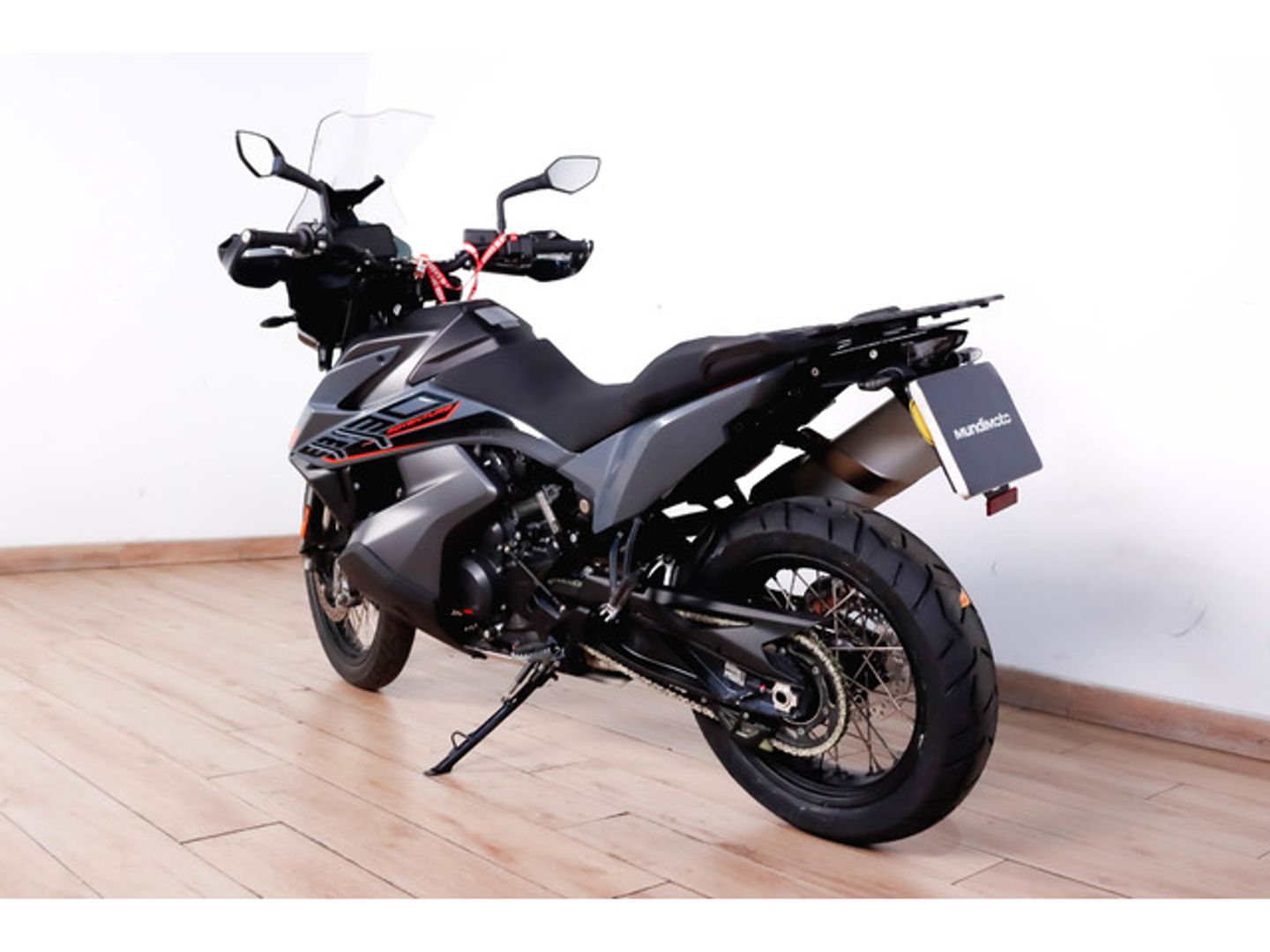 KTM 890 Adventure R Gris Motorcycle
