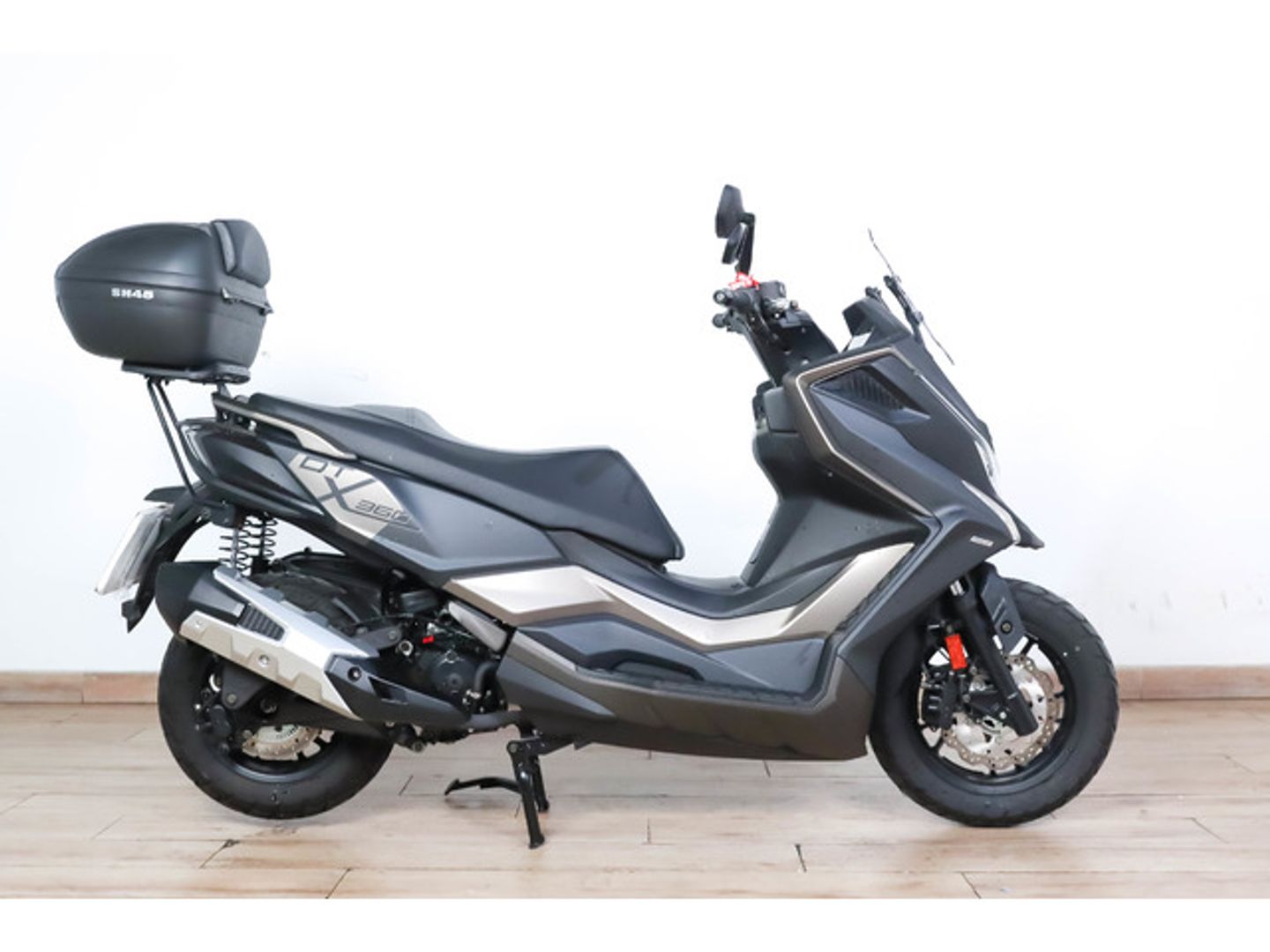 KYMCO DTX 125 Gris oscuro Motorcycle
