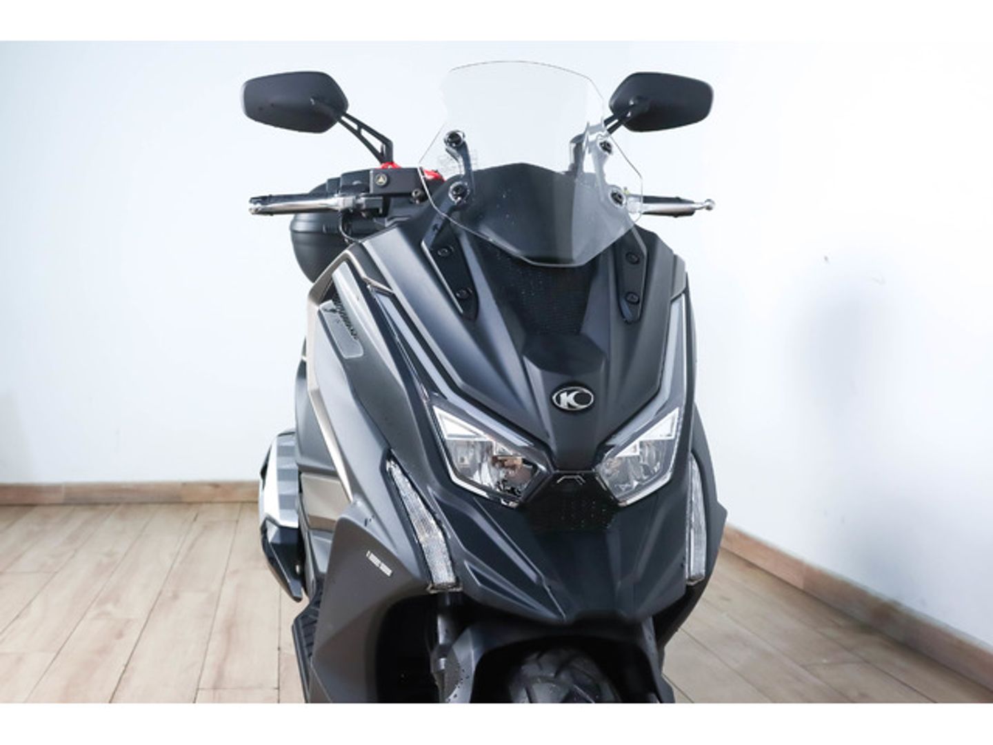 KYMCO DTX 125 Gris oscuro Motorcycle