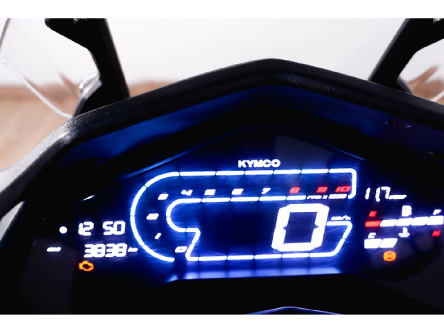 Kymco DTX 360 Gris oscuro Motorcycle