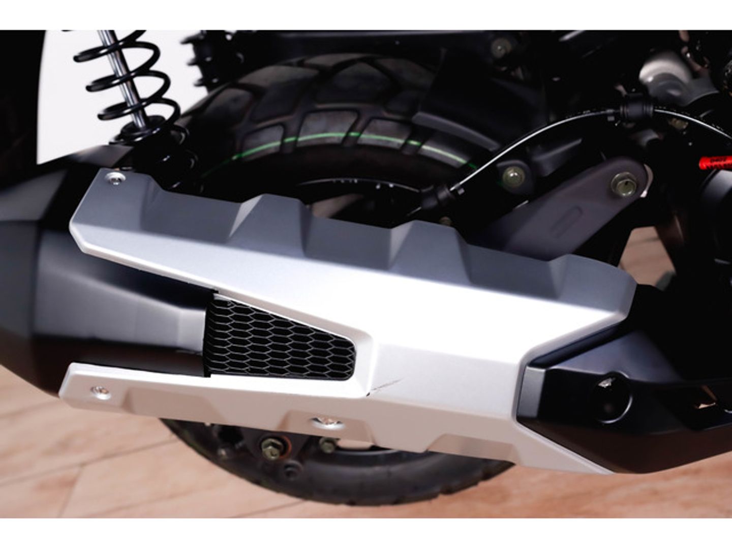 Kymco DTX 360 Gris oscuro Motorcycle