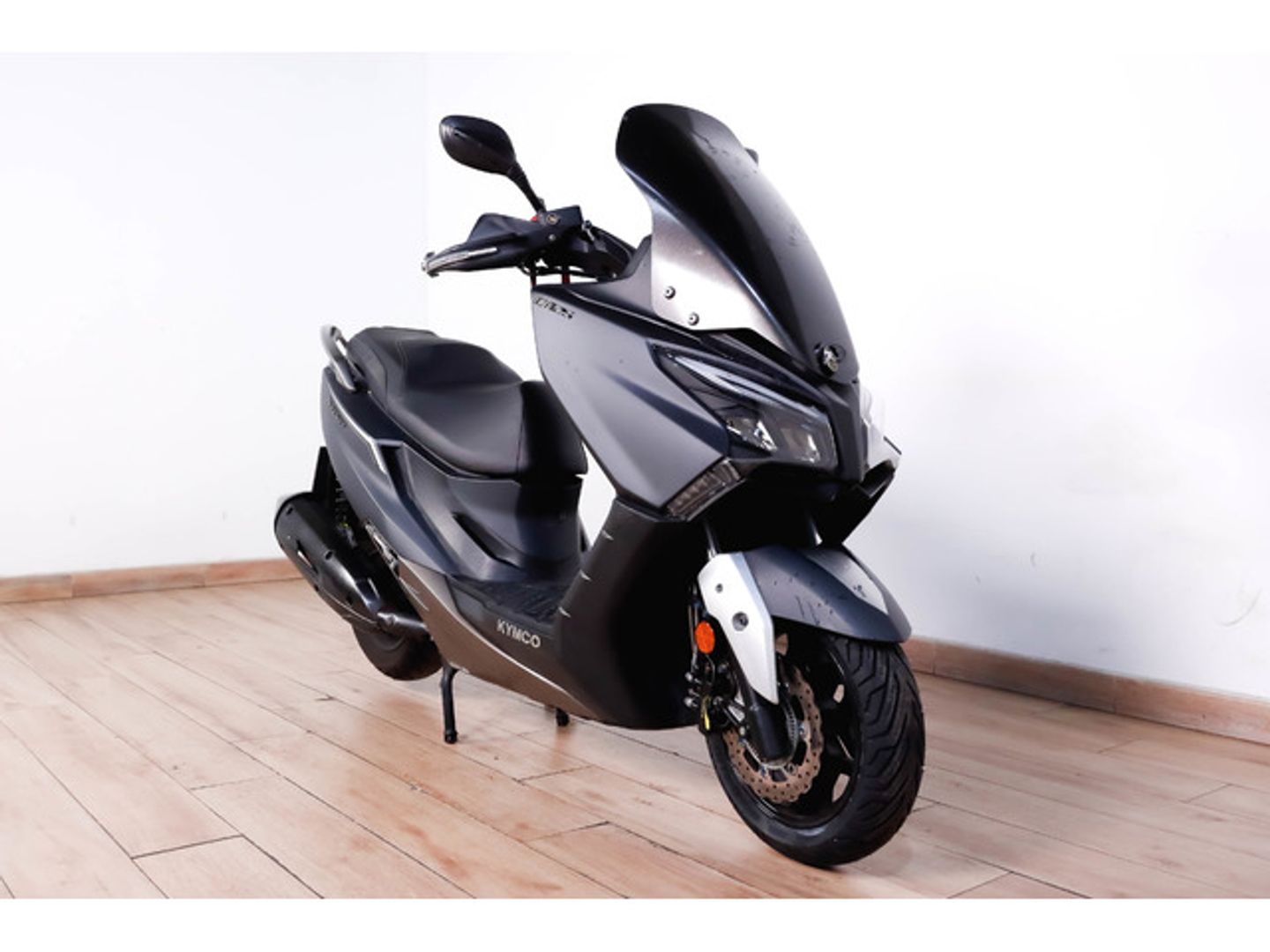 KYMCO X-Town CT 125 Gris oscuro Motorcycle