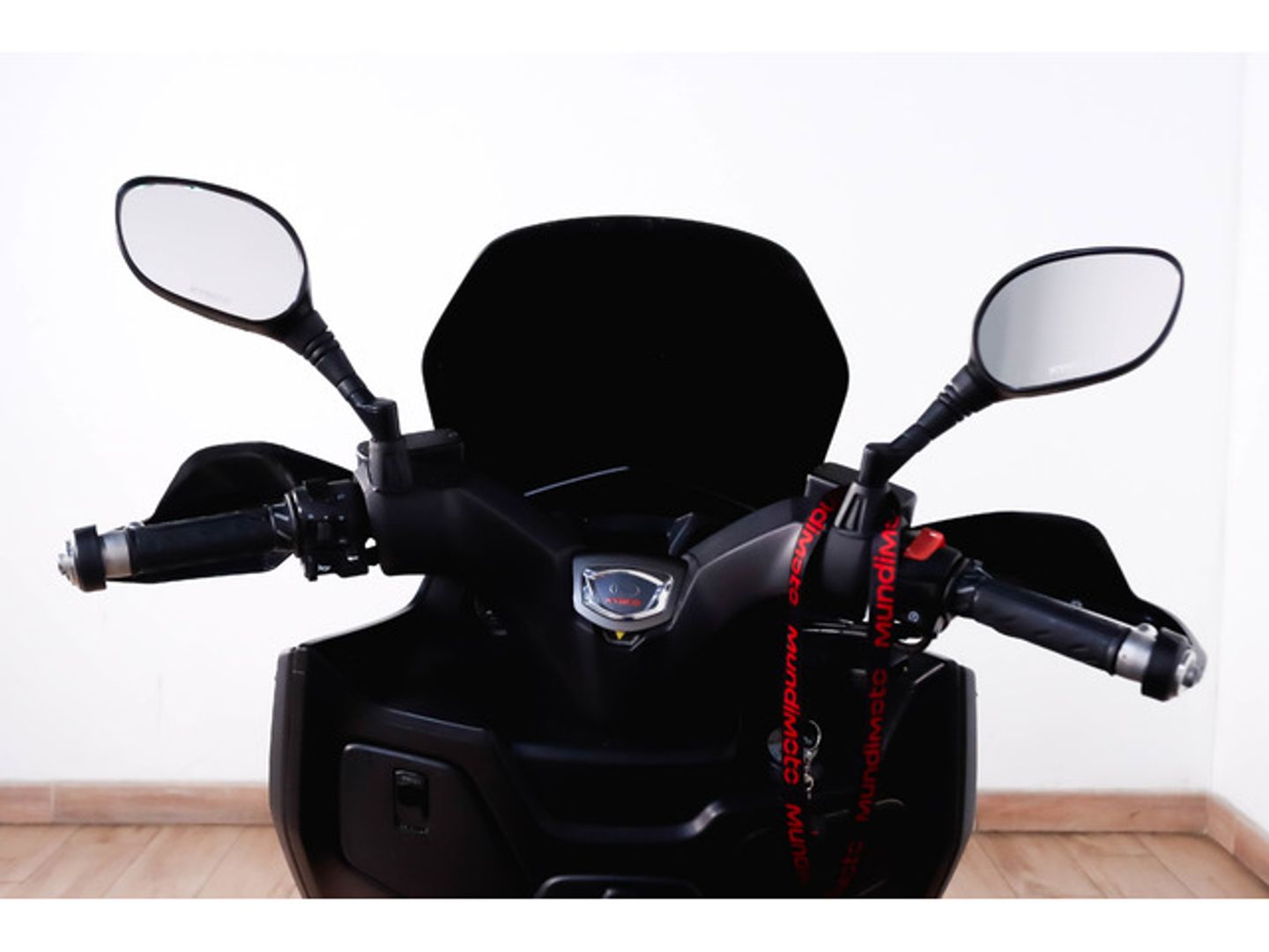 KYMCO X-Town CT 125 Gris oscuro Motorcycle