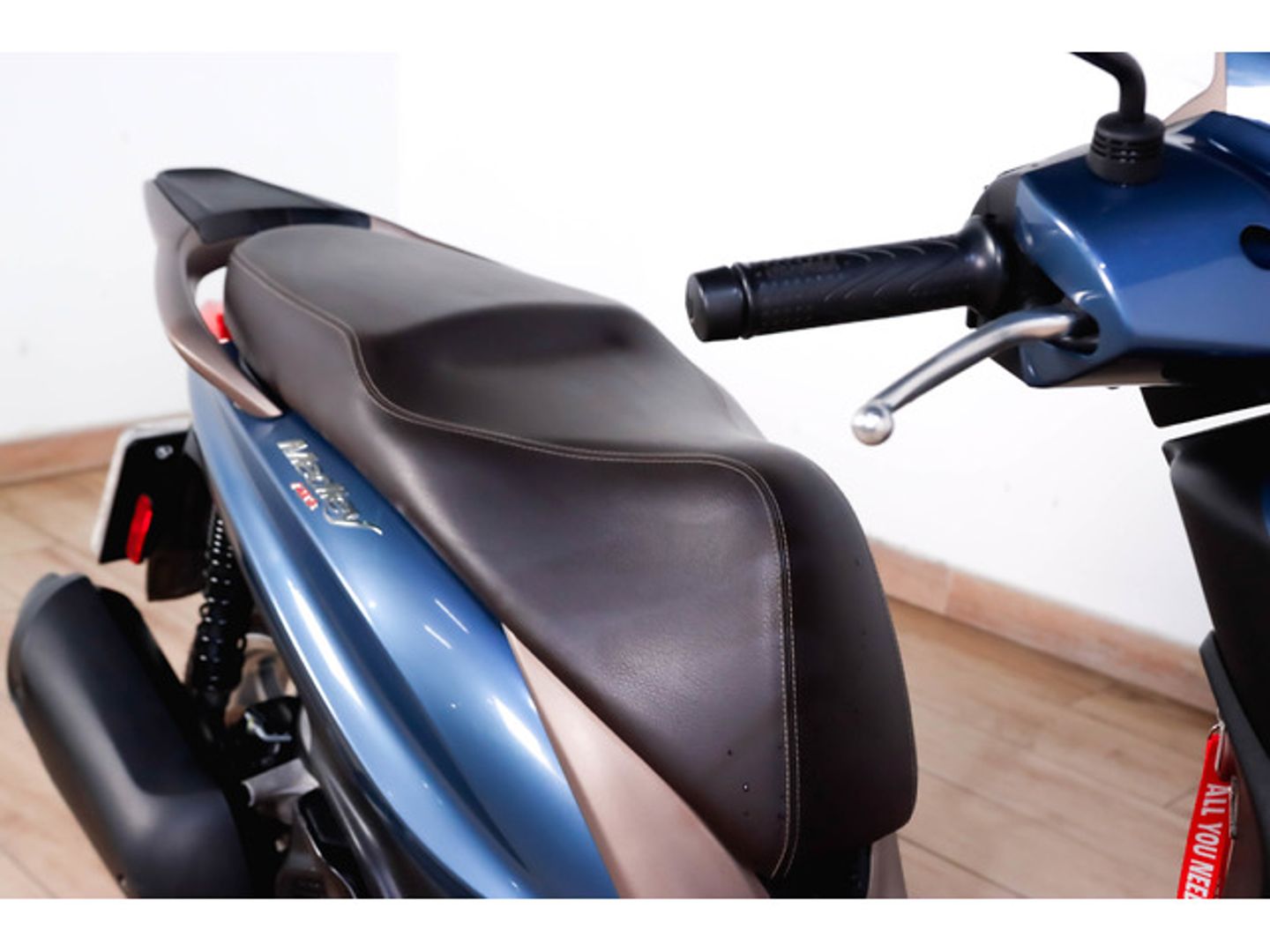Piaggio Medley 125 Azul Motorcycle