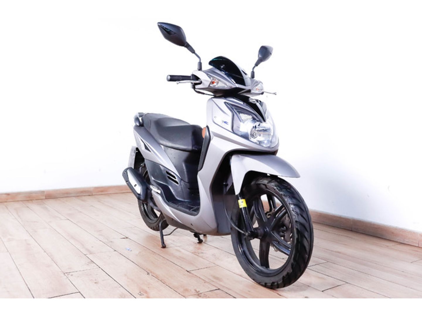 SYM Symphony 50 Gris Plata Motorcycle