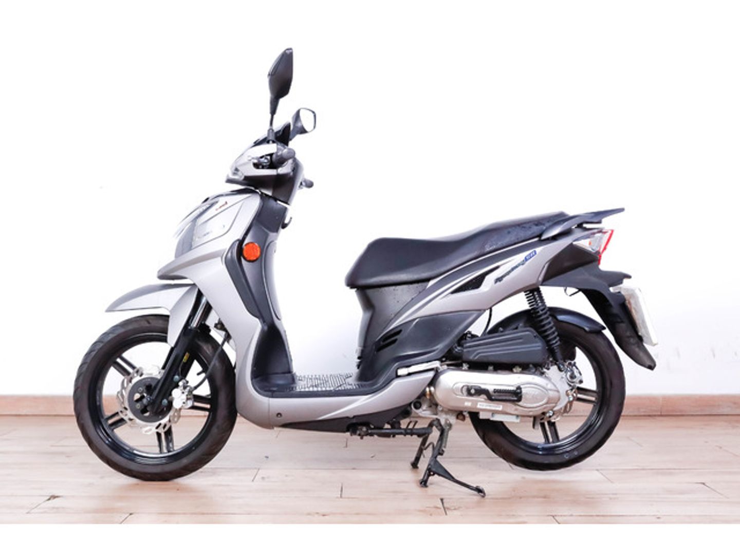 SYM Symphony 50 Gris Plata Motorcycle