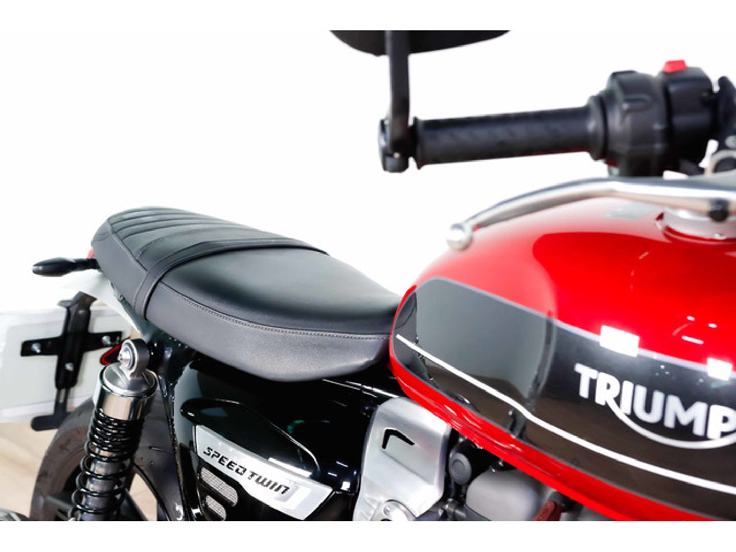 Triumph Speed Twin Rojo Motorcycle
