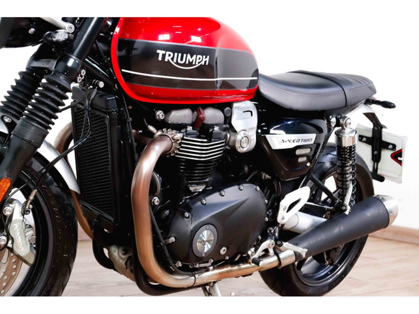 Triumph Speed Twin Rojo Motorcycle