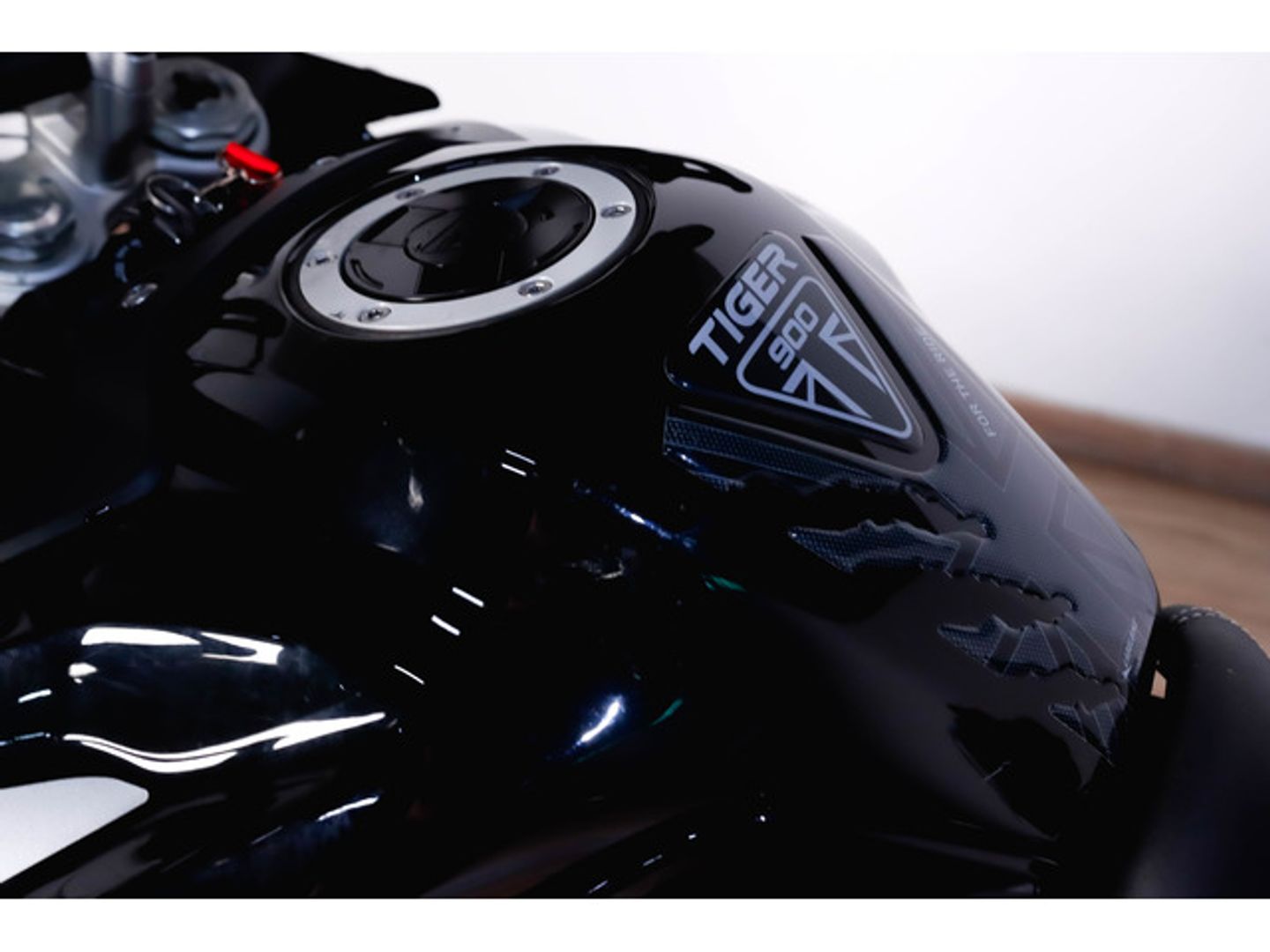 Triumph Tiger 900 GT Negro Motorcycle
