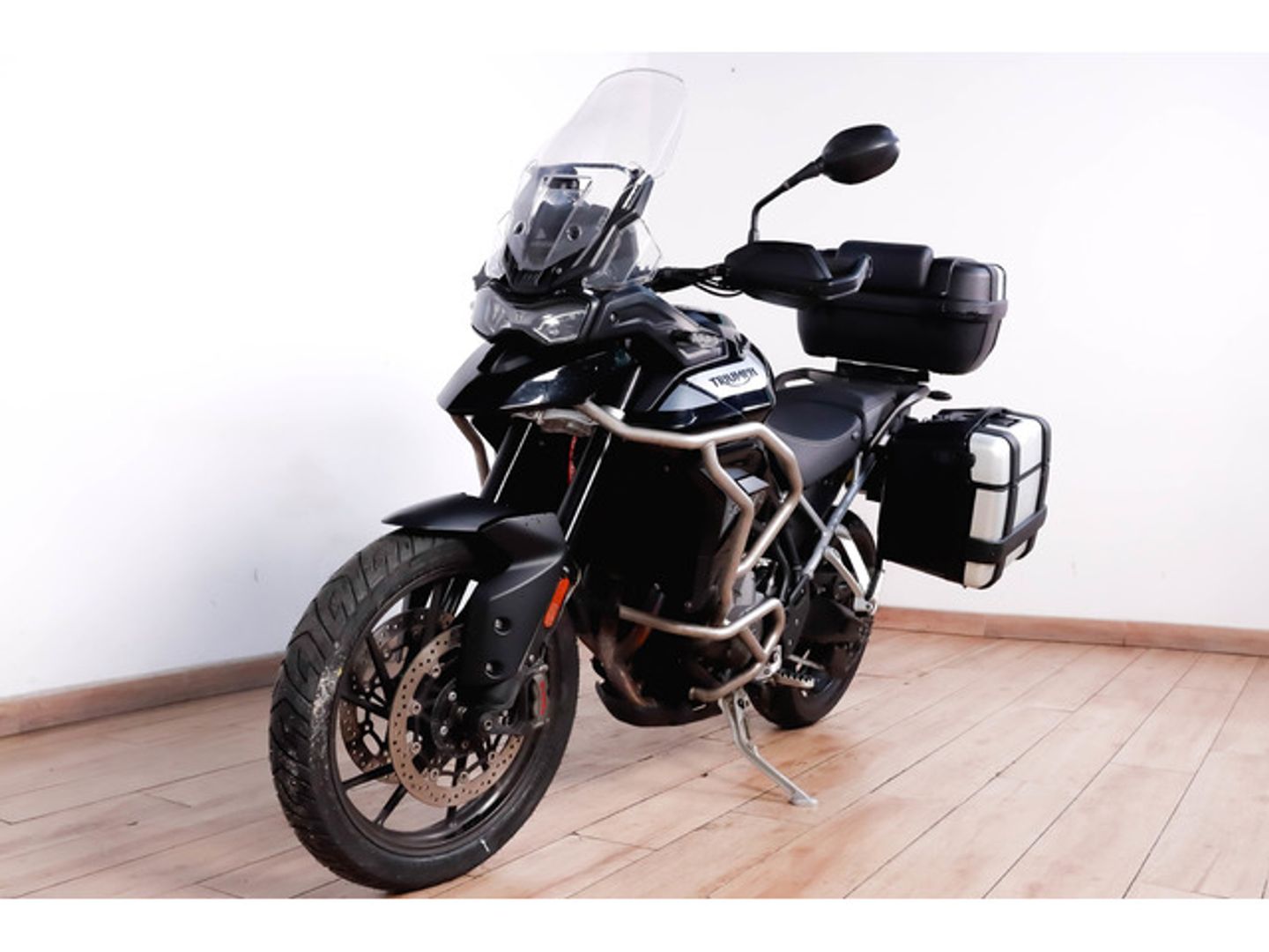 Triumph Tiger 900 GT Negro Motorcycle