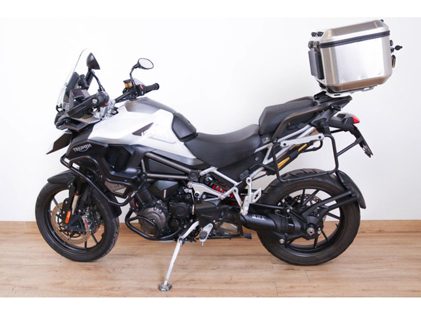 Triumph Tiger 1200 GT Pro Blanco Motorcycle