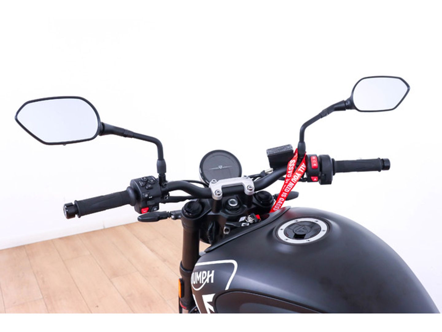Triumph Trident 660 Negro Motorcycle