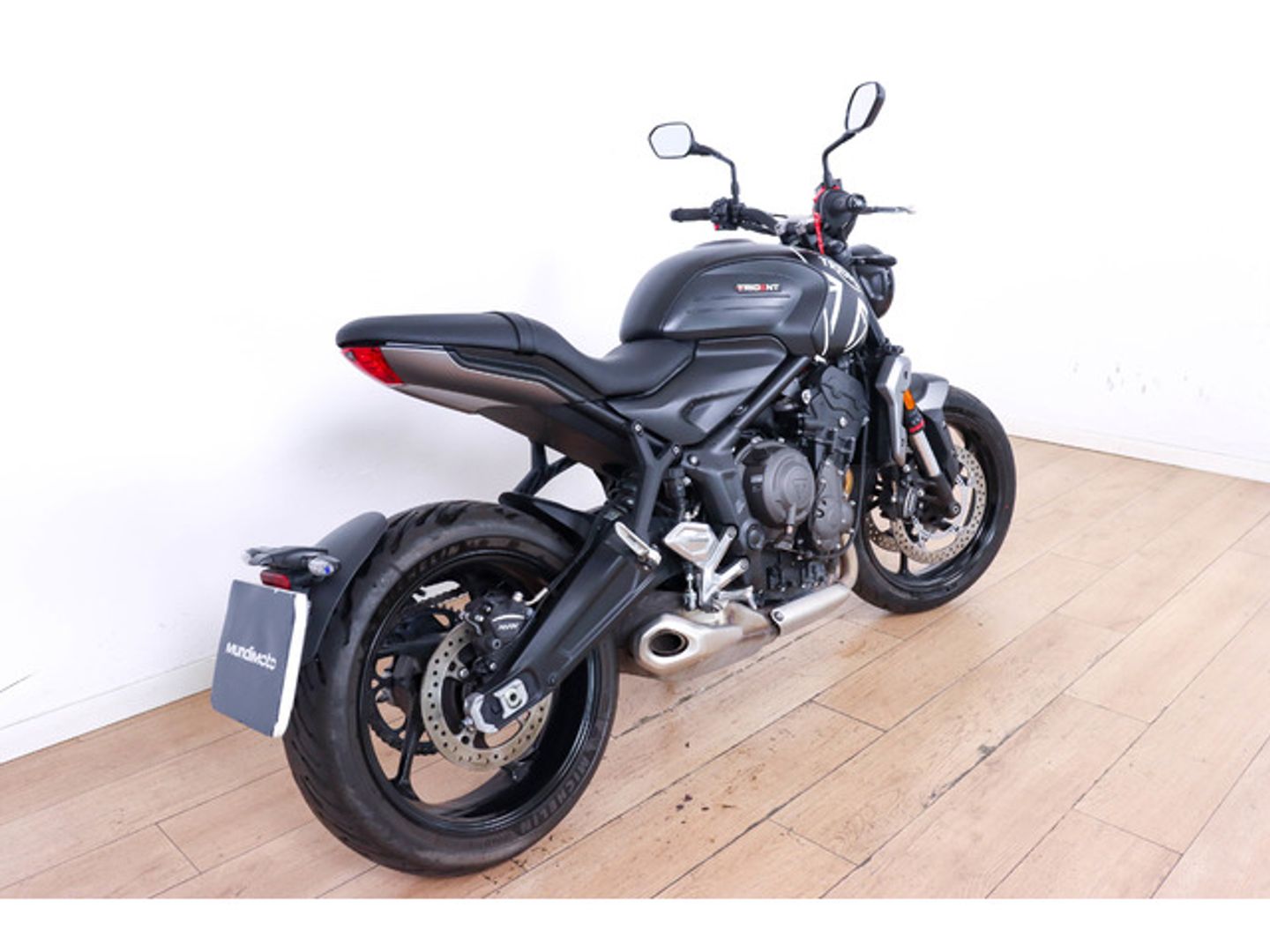 Triumph Trident 660 Negro Motorcycle