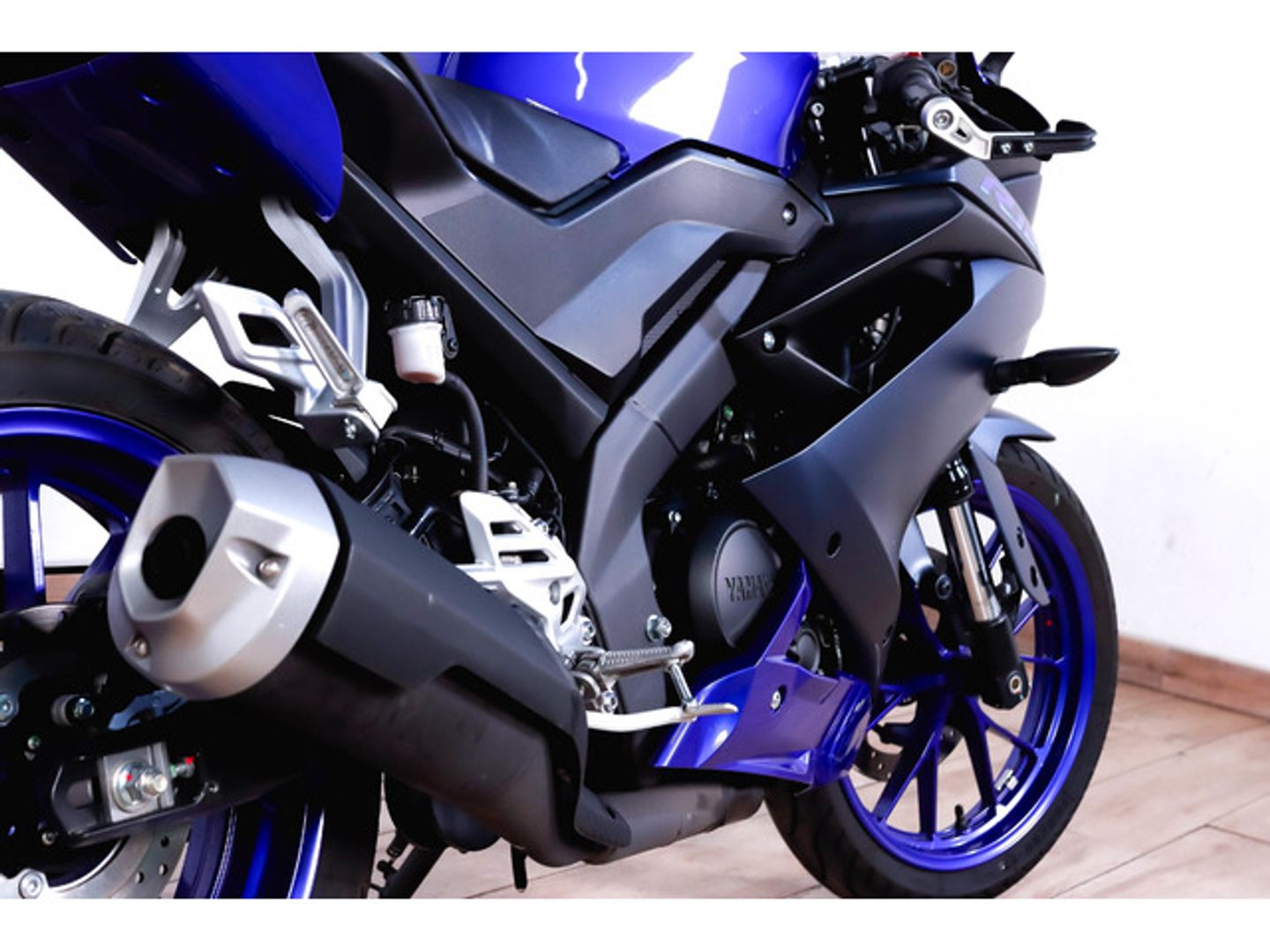 Yamaha YZF-R 125 Azul Motorcycle