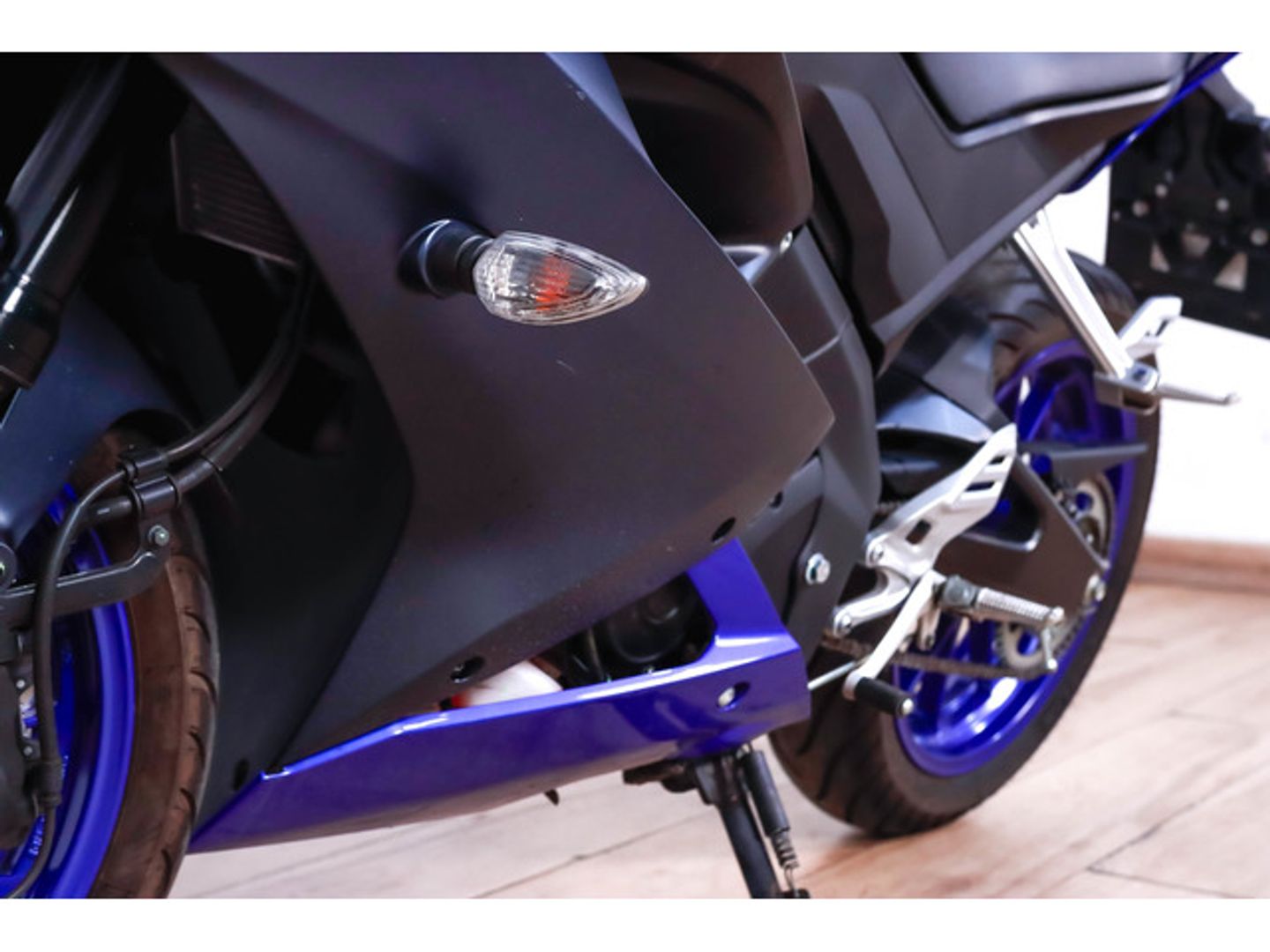 Yamaha YZF-R 125 Azul Motorcycle