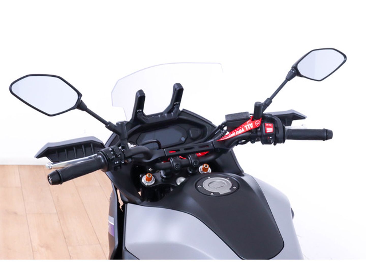 YAMAHA Tracer 7 Negro Motorcycle