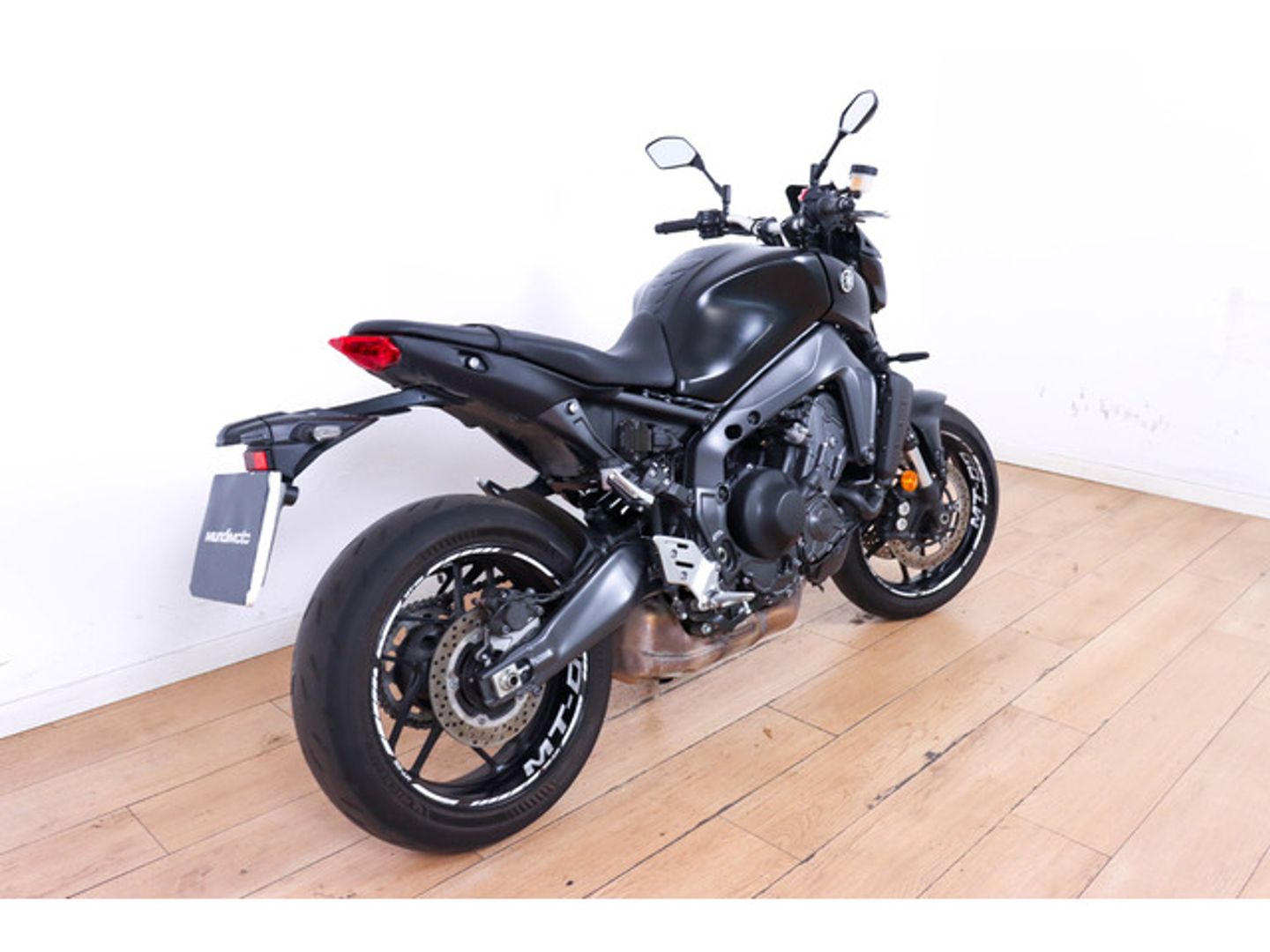 Yamaha MT -09 Negro Motorcycle