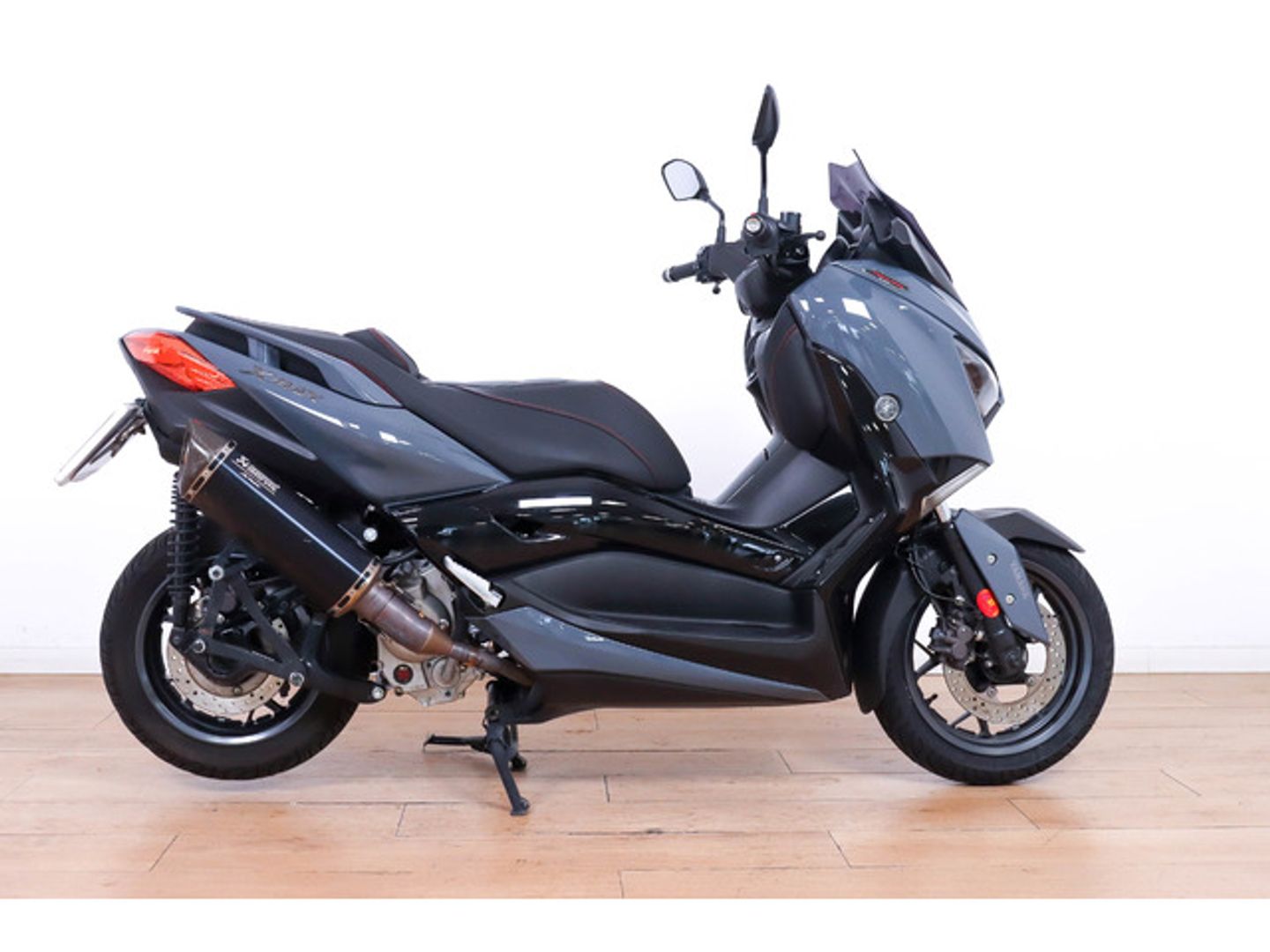 Yamaha XMAX 300 Negro Motorcycle