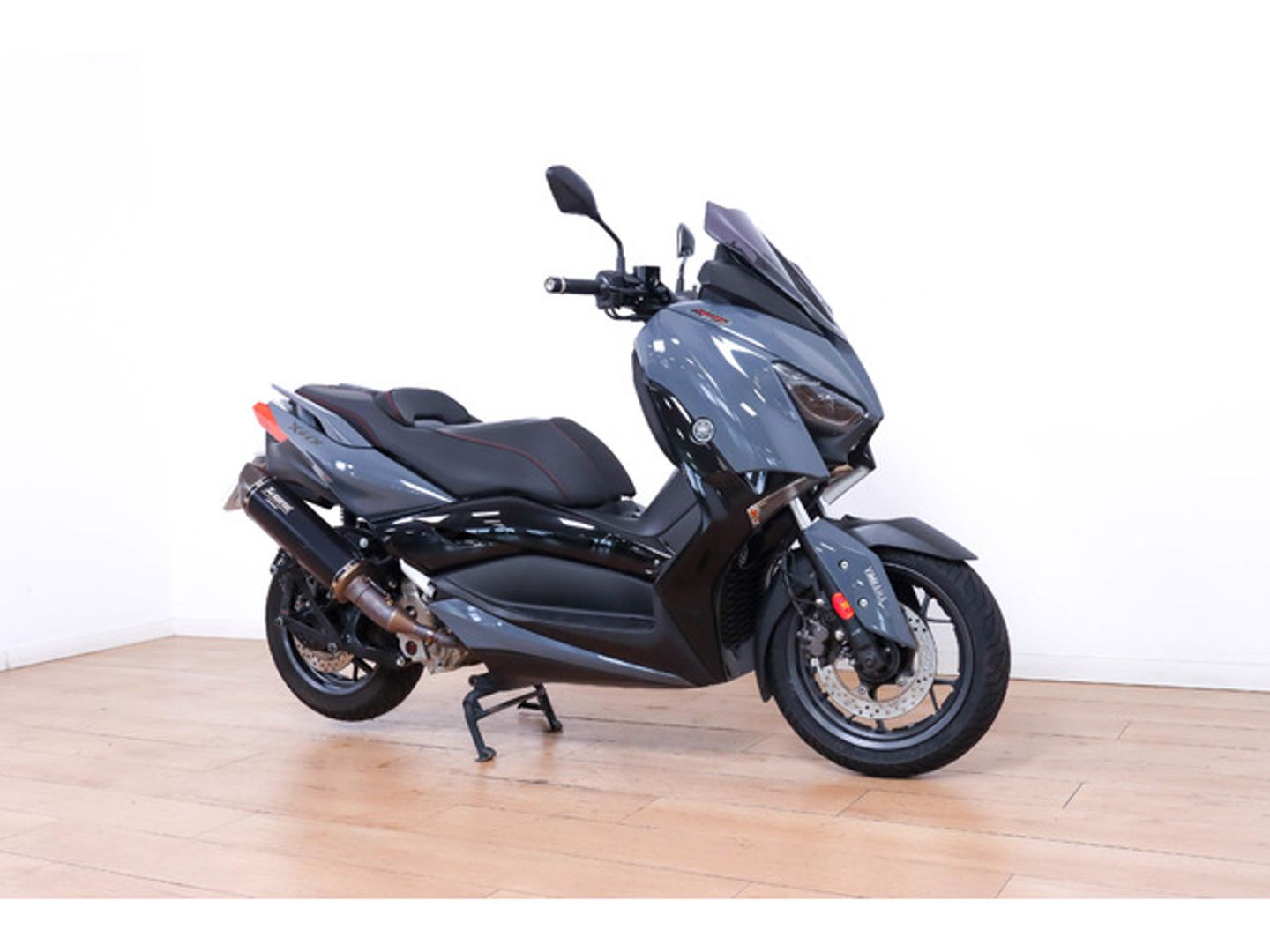 Yamaha XMAX 300 Negro Motorcycle