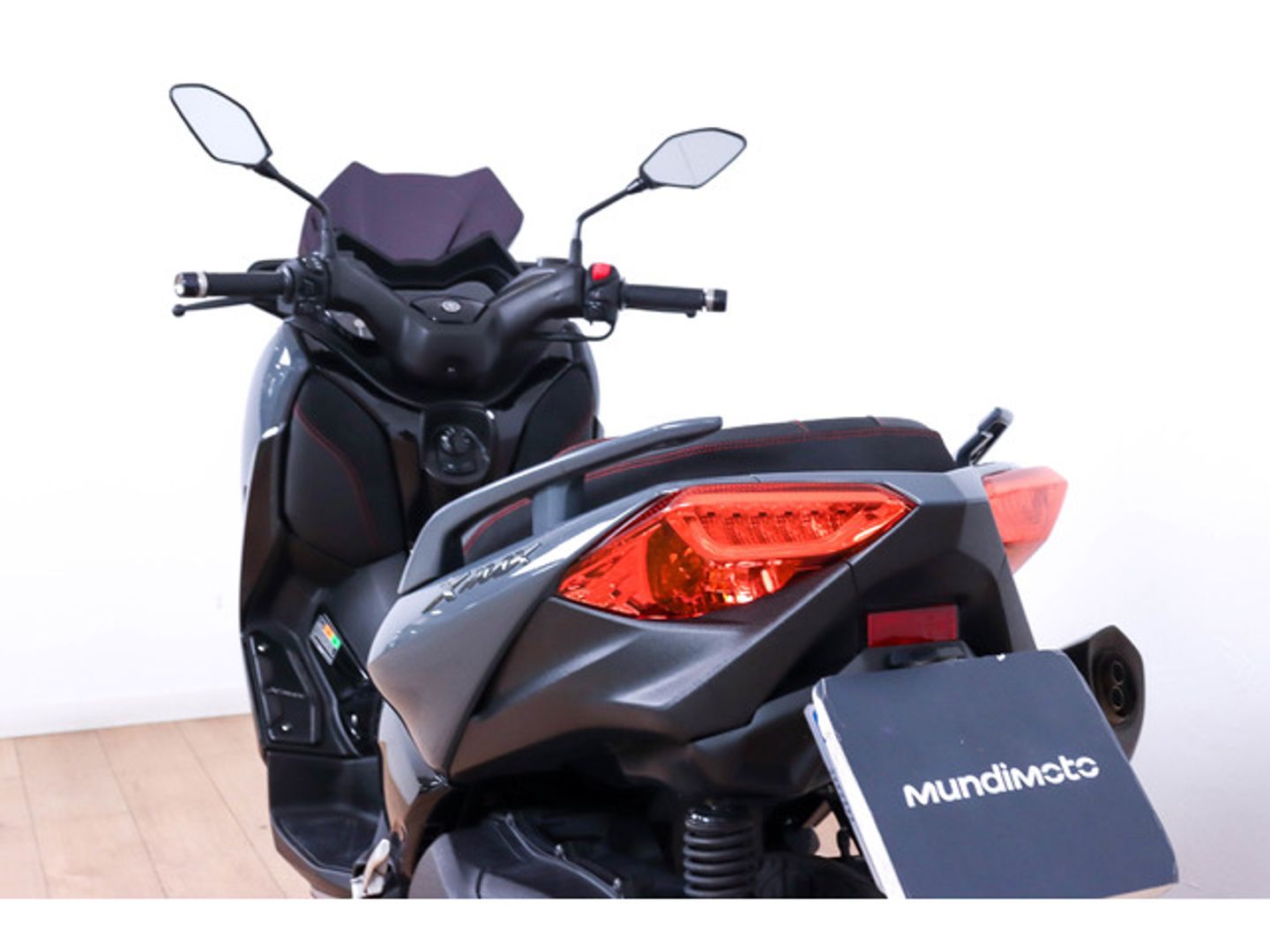 Yamaha XMAX 300 Negro Motorcycle