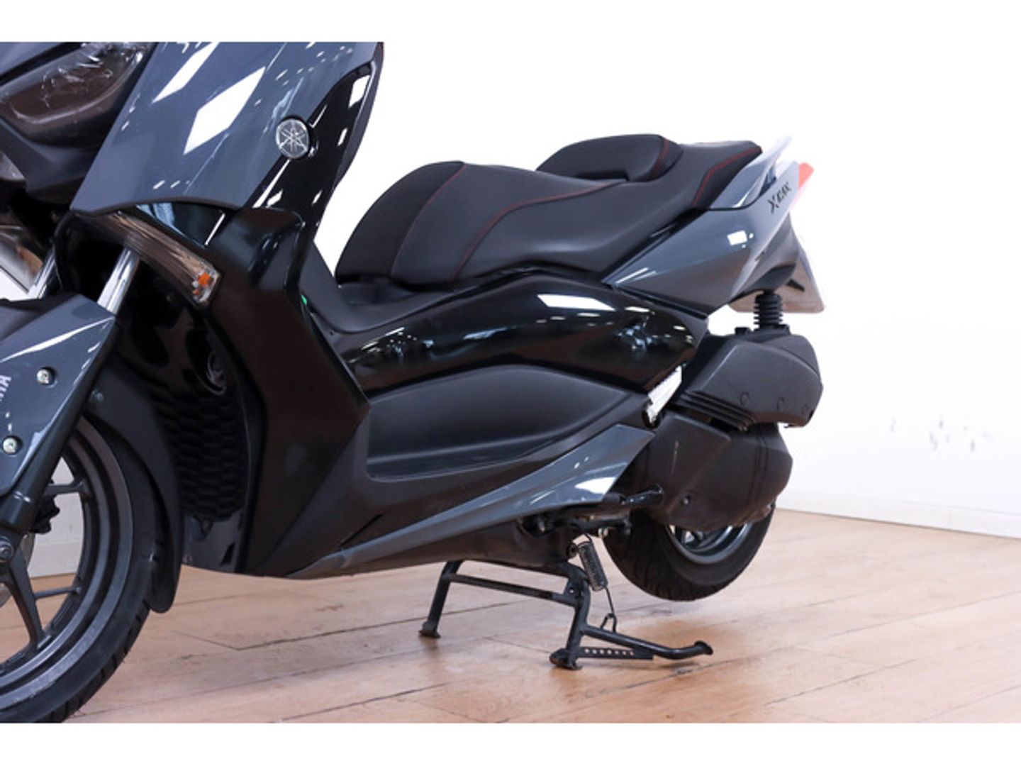 Yamaha XMAX 300 Negro Motorcycle