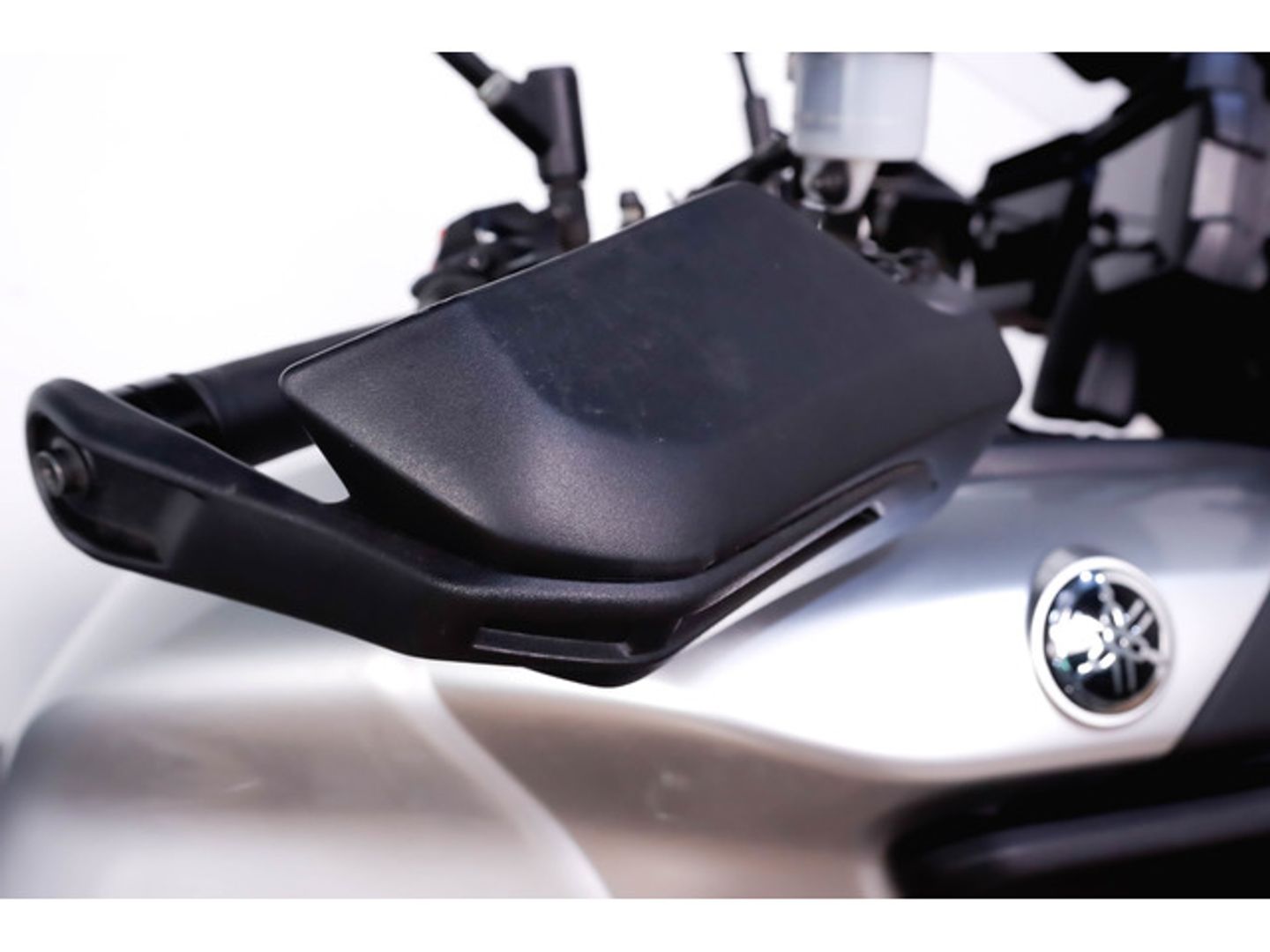 Yamaha Tracer 9 GT Gris Plata Motorcycle