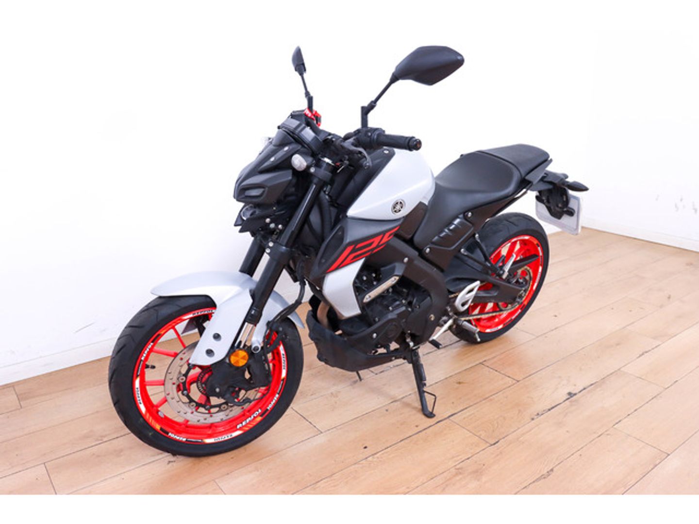 Yamaha MT -125 Negro Motorcycle