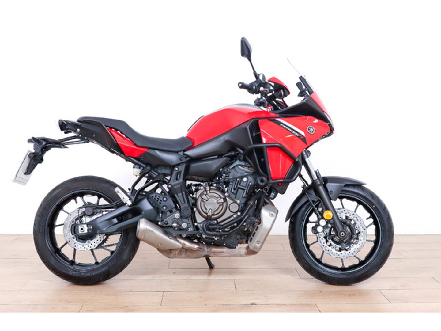 Yamaha Tracer 7 Rojo Motorcycle