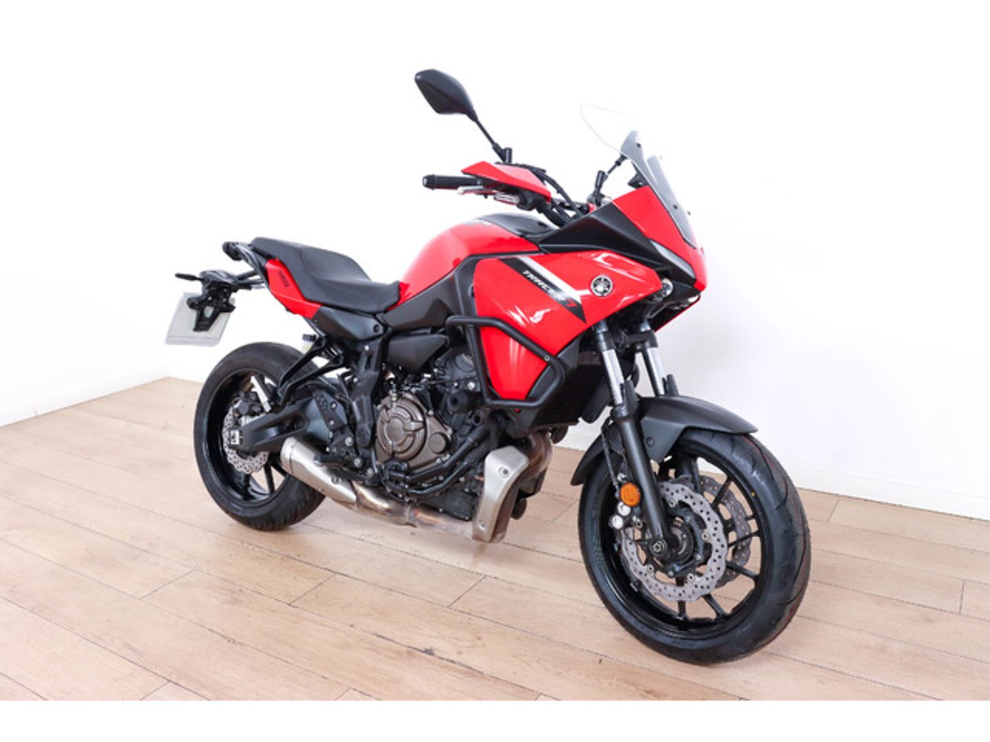 Yamaha Tracer 7 Rojo Motorcycle