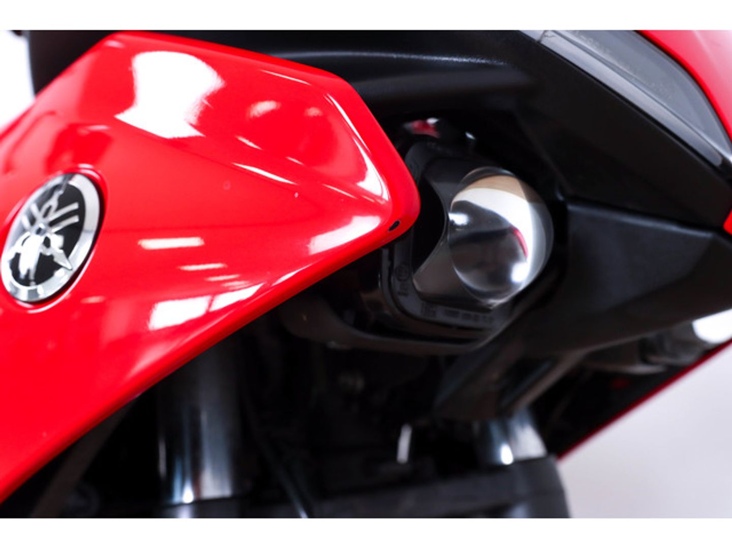 Yamaha Tracer 7 Rojo Motorcycle