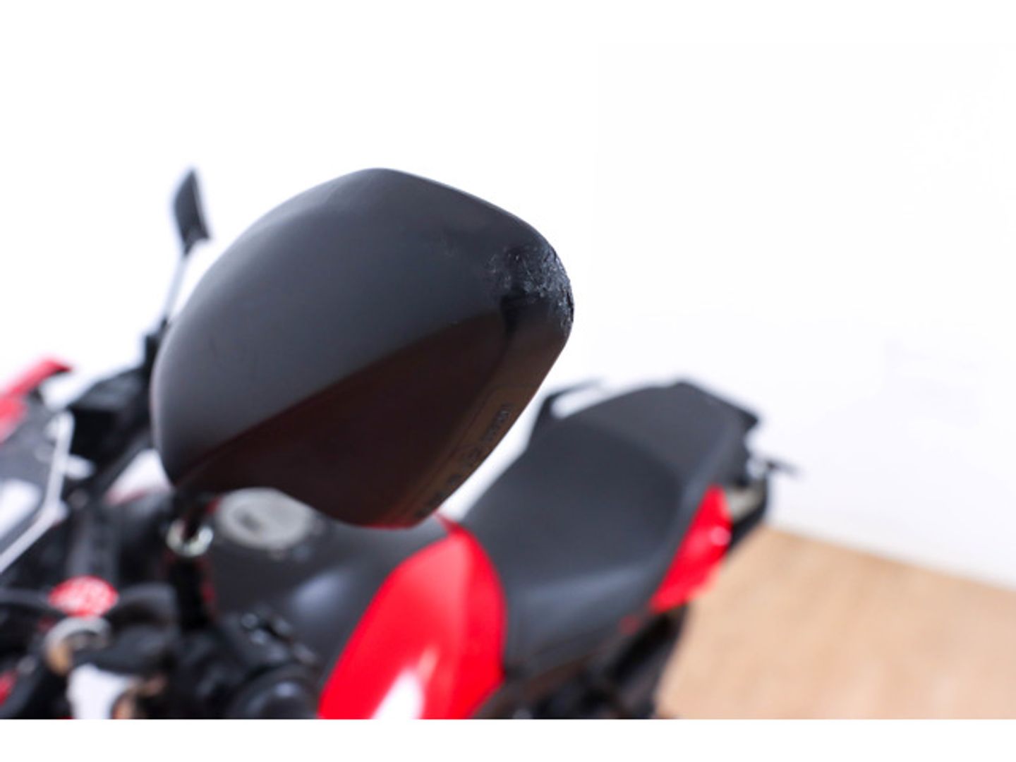 Yamaha Tracer 7 Rojo Motorcycle