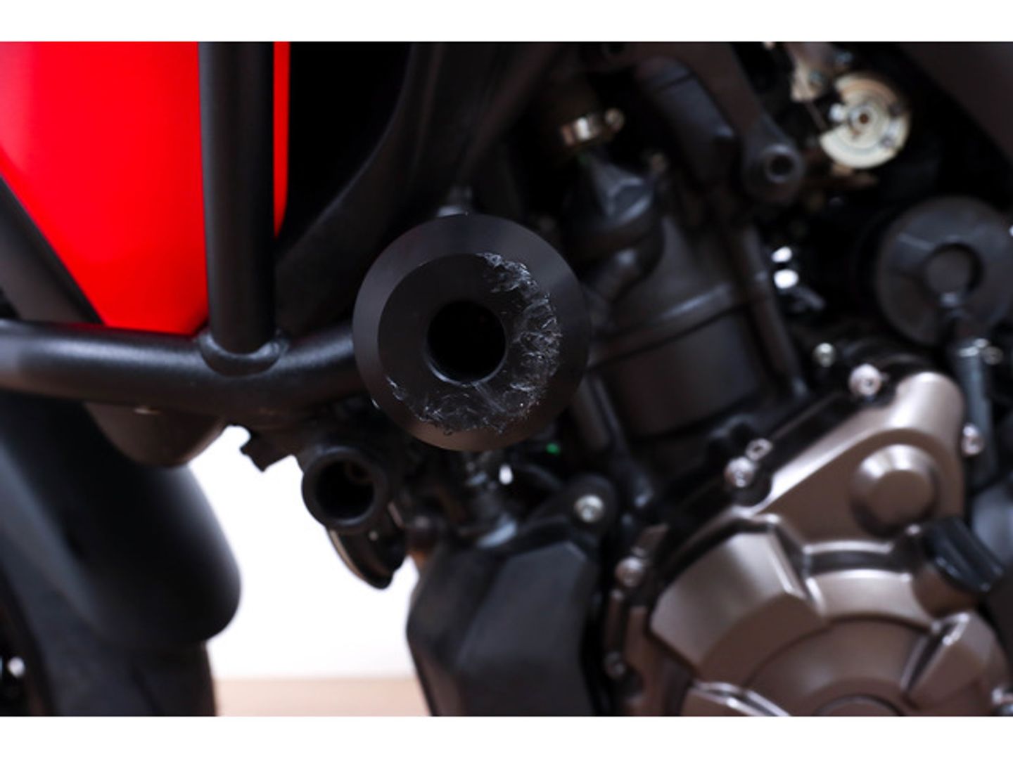 Yamaha Tracer 7 Rojo Motorcycle