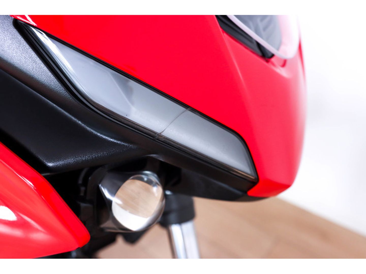 Yamaha Tracer 7 Rojo Motorcycle
