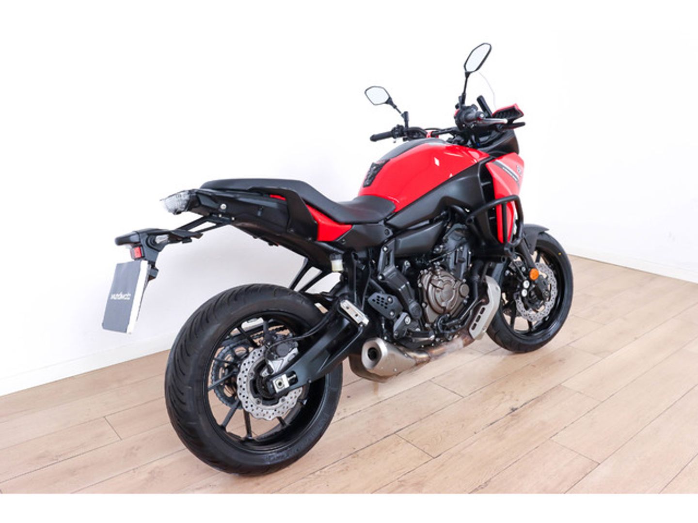 Yamaha Tracer 7 Rojo Motorcycle